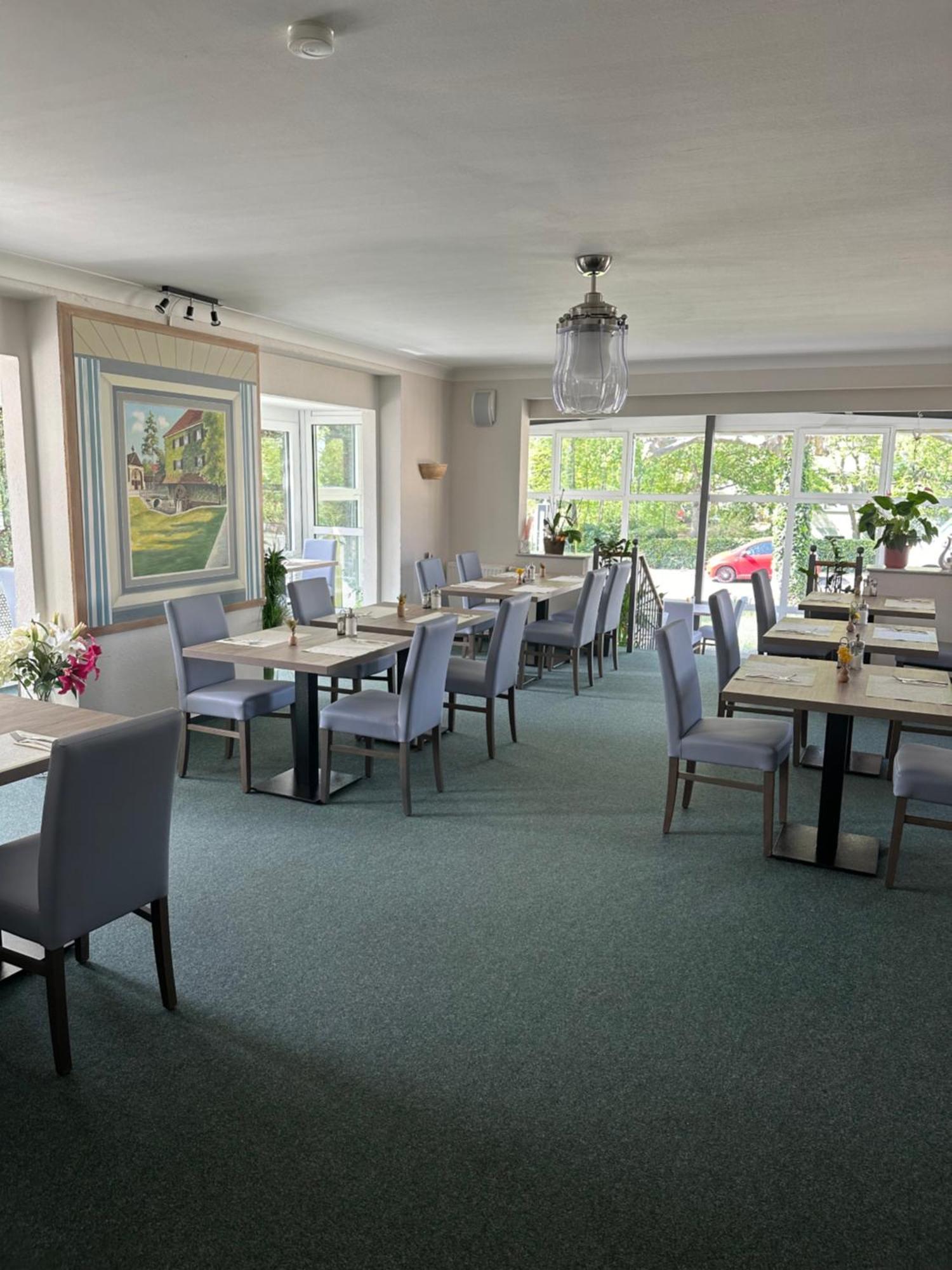 Hotel Hofmann Zur Muehle Бад Кроцинген Екстериор снимка