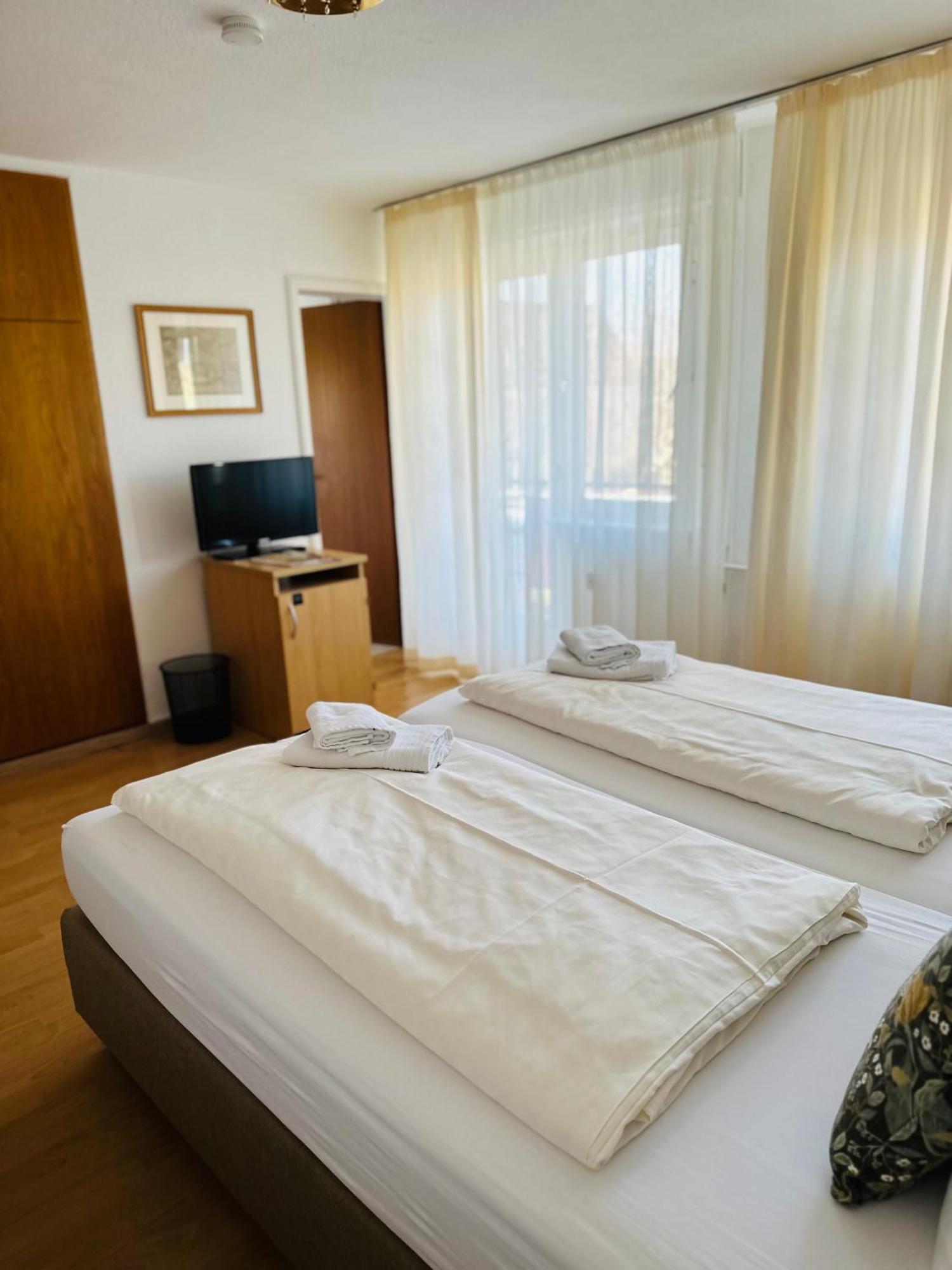 Hotel Hofmann Zur Muehle Бад Кроцинген Екстериор снимка